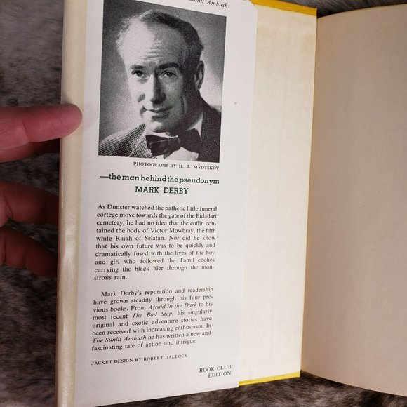 THE SUNLIT AMBUSH HARDCOVER with DJ‎ Mark Derby 1955 BCE Harry Wilcox - Picture 3 of 7